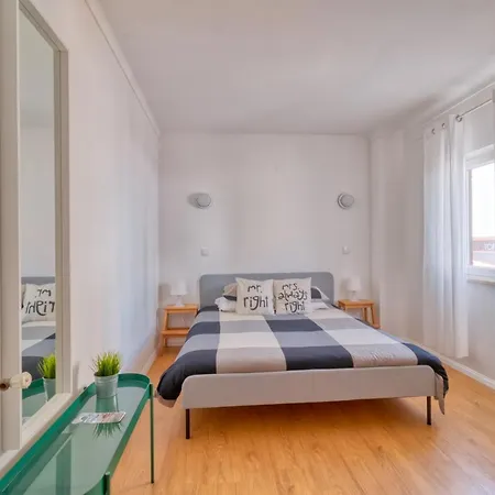 Homemoel Local Accomodation Al بيت ضيافة 3*