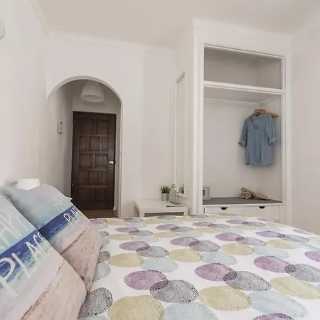 Homemoel Local Accomodation Al