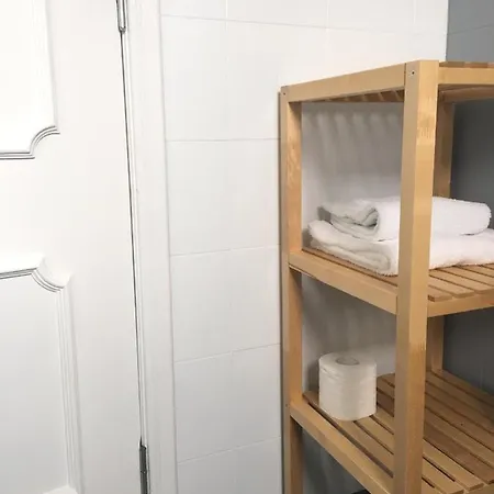 Homemoel Local Accomodation Al بيت ضيافة 3*